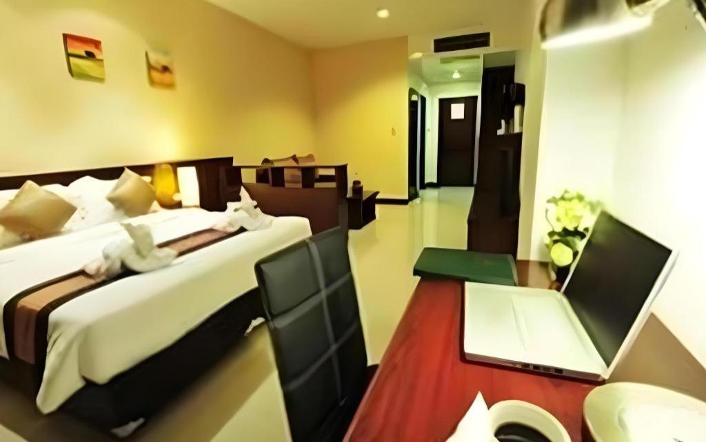 Green World Palace Hotel Songkhla Luaran gambar