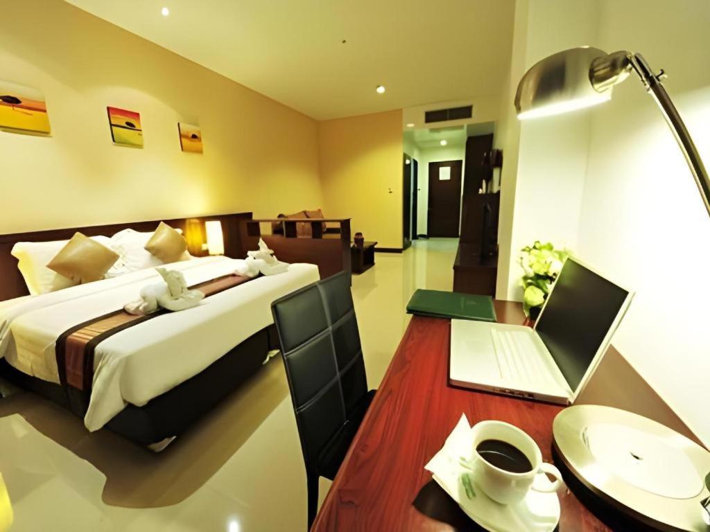 Green World Palace Hotel Songkhla Luaran gambar